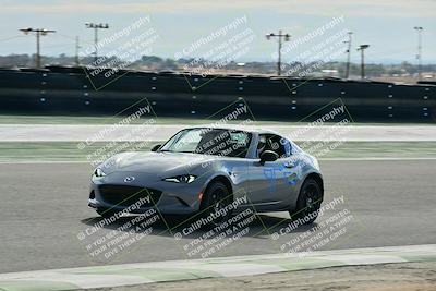 media/Sep-27-2025-Speed Ventures (Sat) [[6606706ef0]]/Blue group/The Bowl/